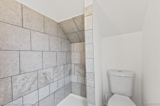 8227 Saint Marys Street, Detroit, MI 48228