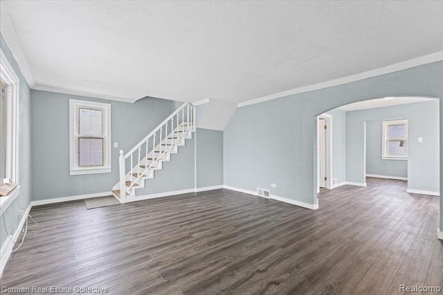 8227 Saint Marys Street, Detroit, MI 48228