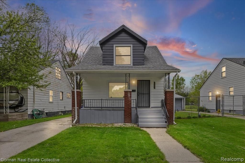 8227 Saint Marys Street, Detroit, MI 48228