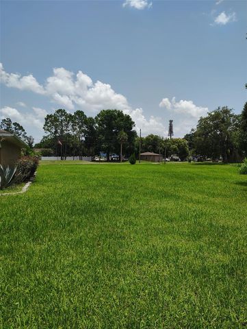 3226 WHEELER COURT, Dover, FL 33527