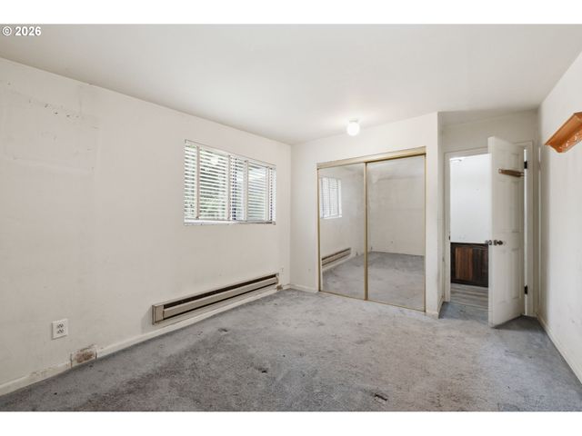 2580 PIONEER Pike, Eugene, OR 97401