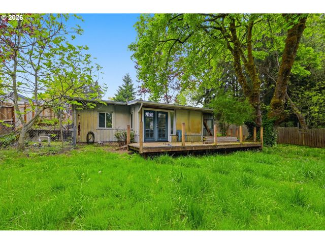 2580 PIONEER Pike, Eugene, OR 97401