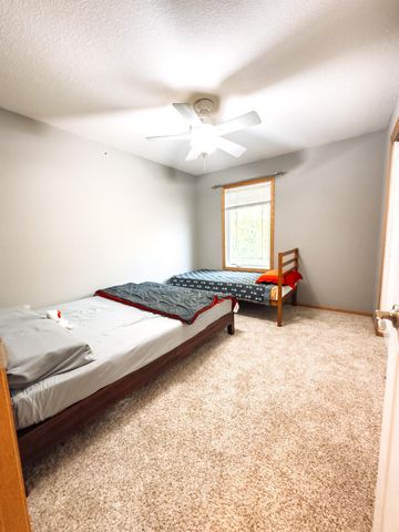 5080 Yuma Lane N, Plymouth, MN 55446