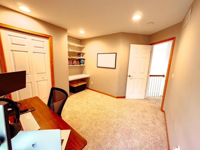 5080 Yuma Lane N, Plymouth, MN 55446