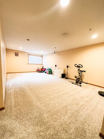 5080 Yuma Lane N, Plymouth, MN 55446