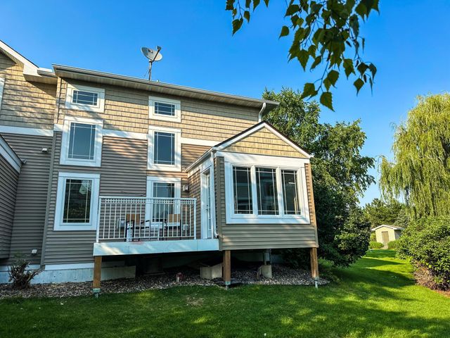 5080 Yuma Lane N, Plymouth, MN 55446