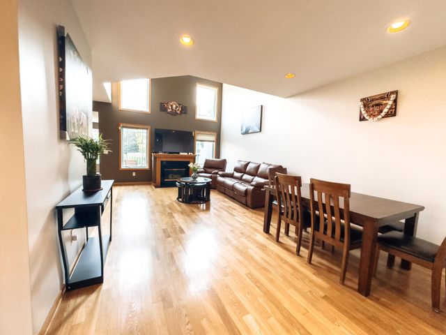 5080 Yuma Lane N, Plymouth, MN 55446