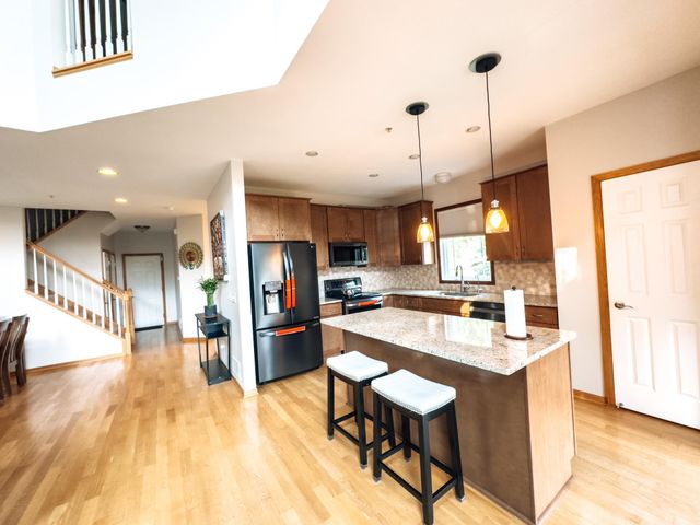 5080 Yuma Lane N, Plymouth, MN 55446