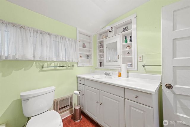 506 Taylor Street, Ryderwood, WA 98581