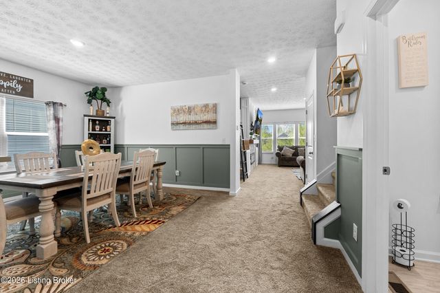 17019 Meander Way, Louisville, KY 40245