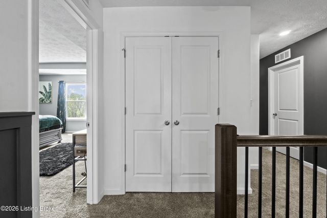 17019 Meander Way, Louisville, KY 40245