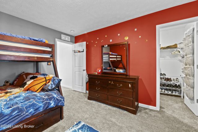 17019 Meander Way, Louisville, KY 40245