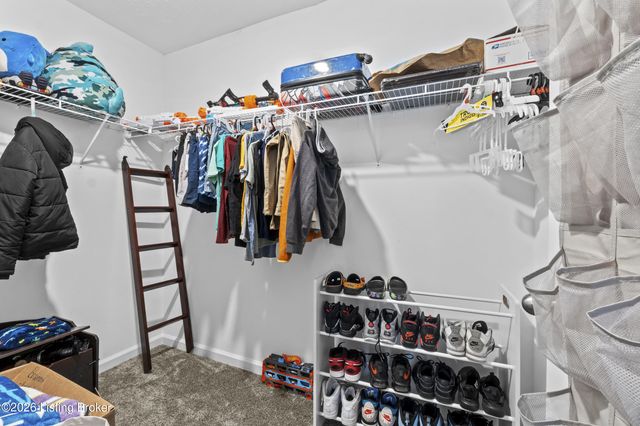 17019 Meander Way, Louisville, KY 40245