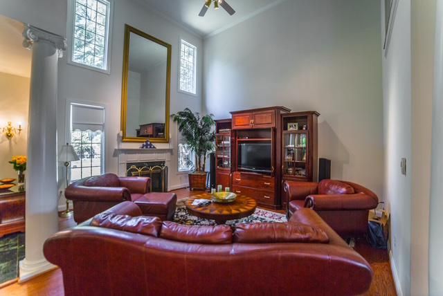 1026 26TH ST S, Arlington, VA 22202