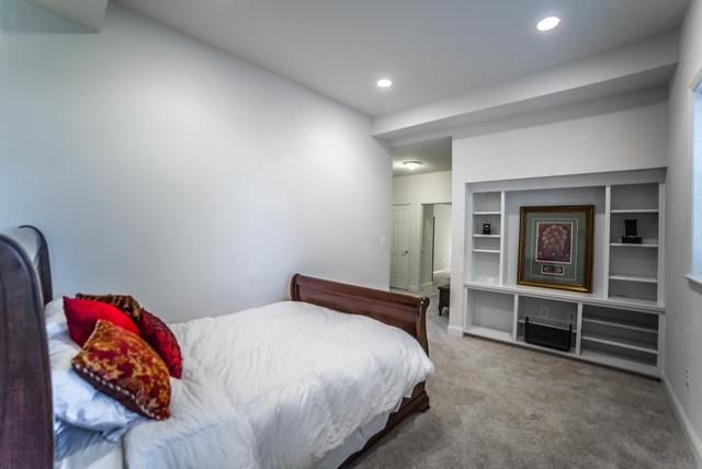 1026 26TH ST S, Arlington, VA 22202