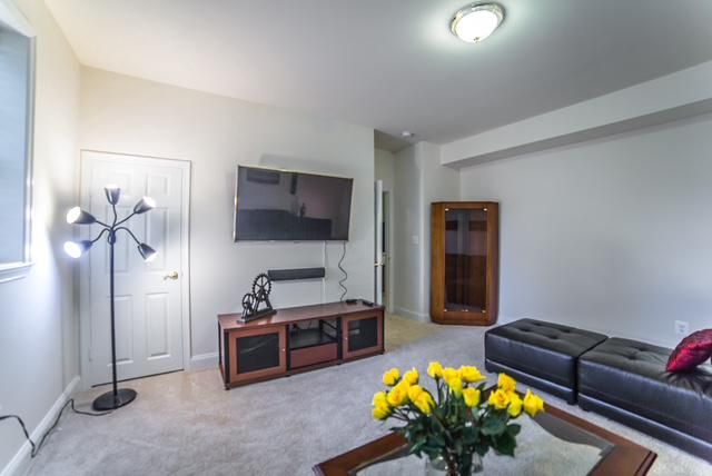 1026 26TH ST S, Arlington, VA 22202