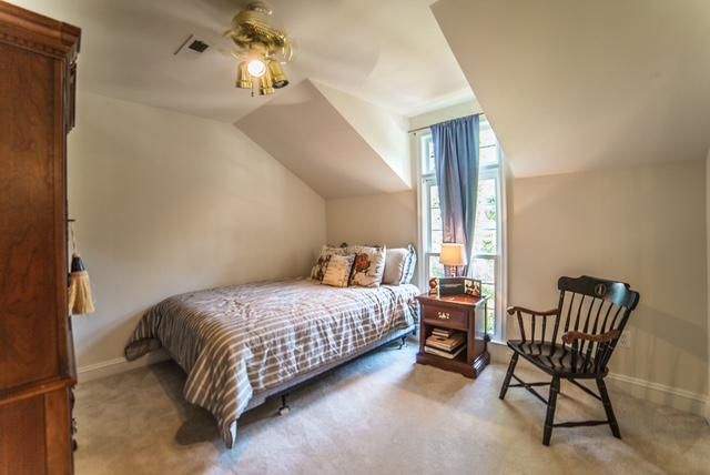 1026 26TH ST S, Arlington, VA 22202