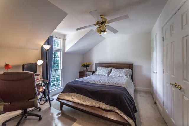 1026 26TH ST S, Arlington, VA 22202