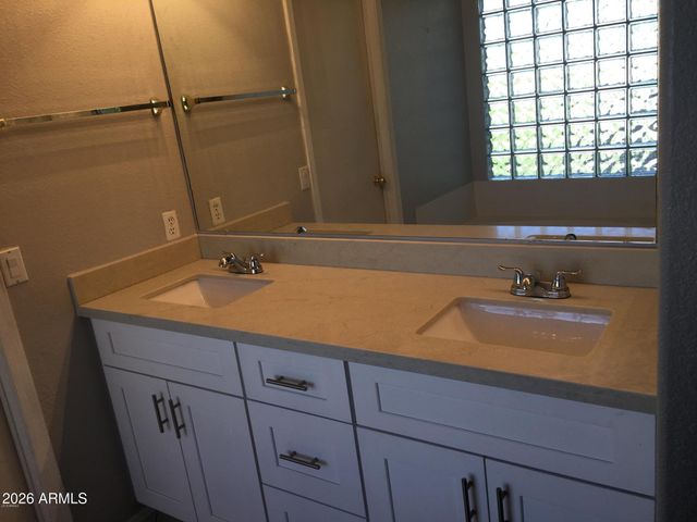 1312 W LIBBY Street, Phoenix, AZ 85023