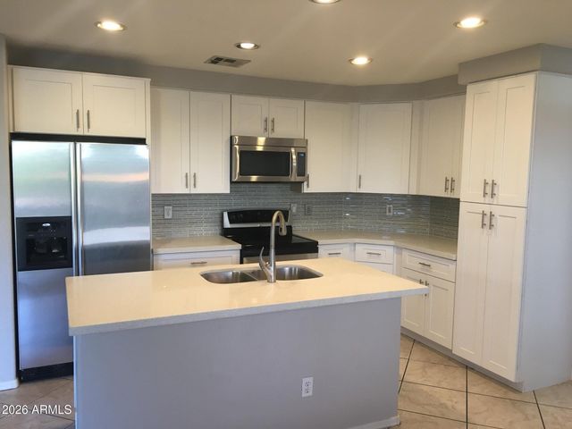 1312 W LIBBY Street, Phoenix, AZ 85023
