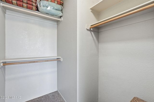 1566 N Paseo La Tinaja, Green Valley, AZ 85614