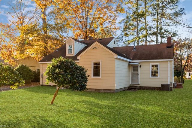 1320 Wilroy RD, Suffolk, VA 23434