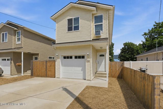 2608 N 11th ST, Coeur d'Alene, ID 83815 property photo
