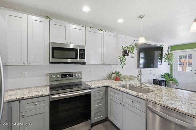 2608 N 11th ST, Coeur D'alene, ID 83815