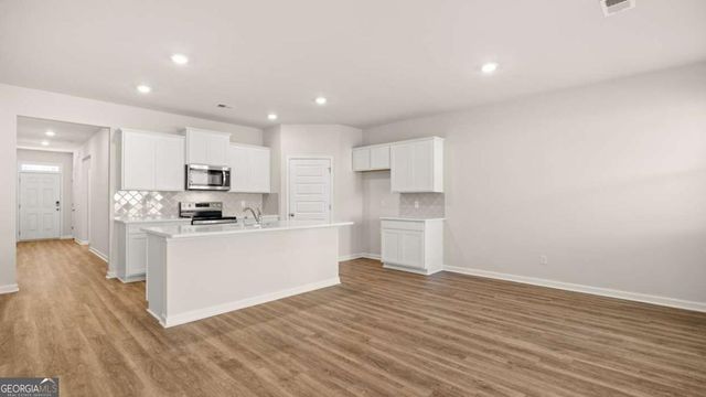 306 Friendship Oak Way, Hampton, GA 30228