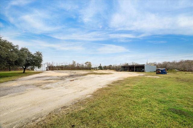 18126 County Road 125 Road, Pearland, TX 77581