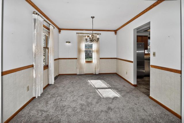 13755 W Crawford DRIVE, New Berlin, WI 53151