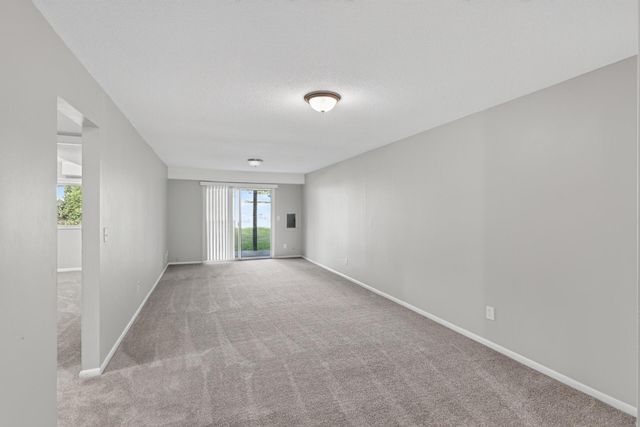 9091 207th Street W, Lakeville, MN 55044