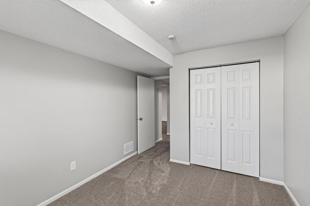 9091 207th Street W, Lakeville, MN 55044