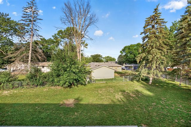 9091 207th Street W, Lakeville, MN 55044