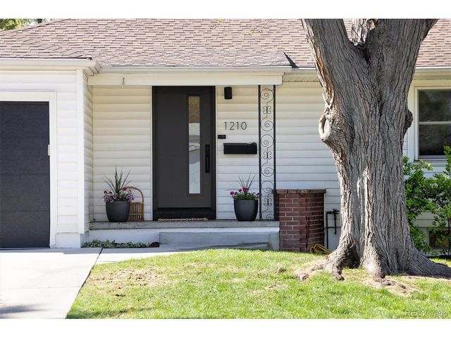 1210 E Amherst Ave, Englewood, CO 80113