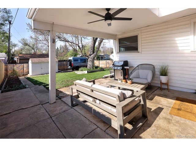 1210 E Amherst Ave, Englewood, CO 80113