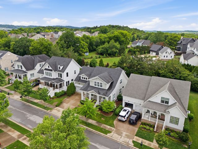 3030 Blossom Trail Ln, Franklin, TN 37064
