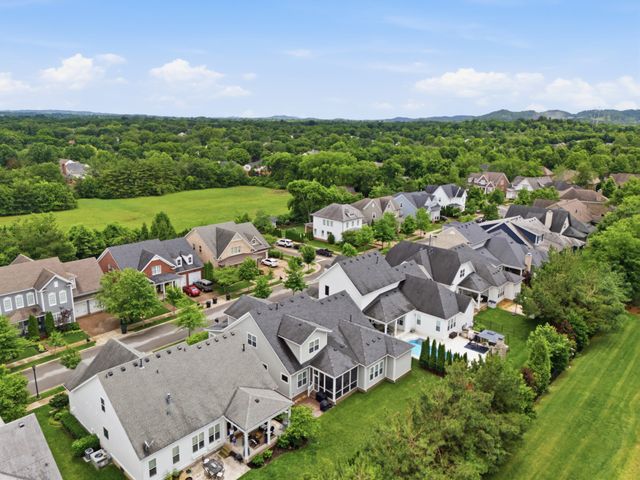 3030 Blossom Trail Ln, Franklin, TN 37064
