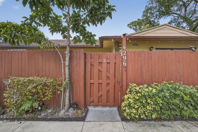 4296 Woodstock Drive D, West Palm Beach, FL 33409