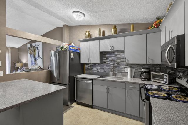 4296 Woodstock Drive D, West Palm Beach, FL 33409