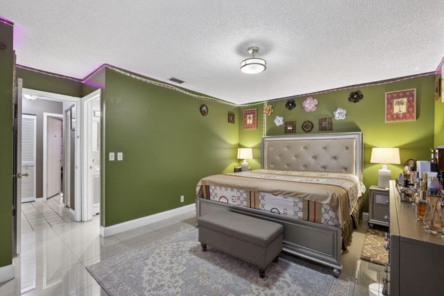 4296 Woodstock Drive D, West Palm Beach, FL 33409