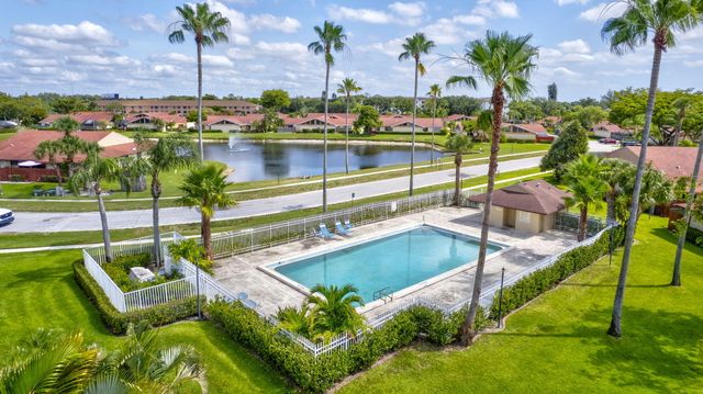 4296 Woodstock Drive D, West Palm Beach, FL 33409