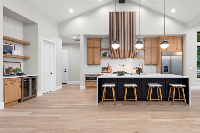 15010 Grand Knoll Dr, Meadow Vista, CA 95722