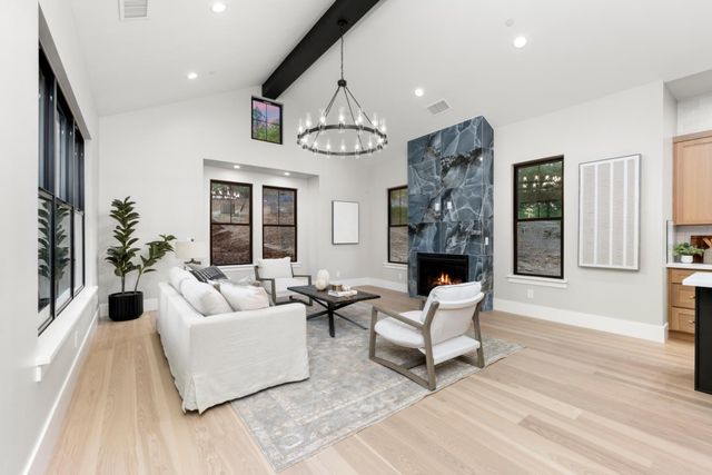 15010 Grand Knoll Dr, Meadow Vista, CA 95722