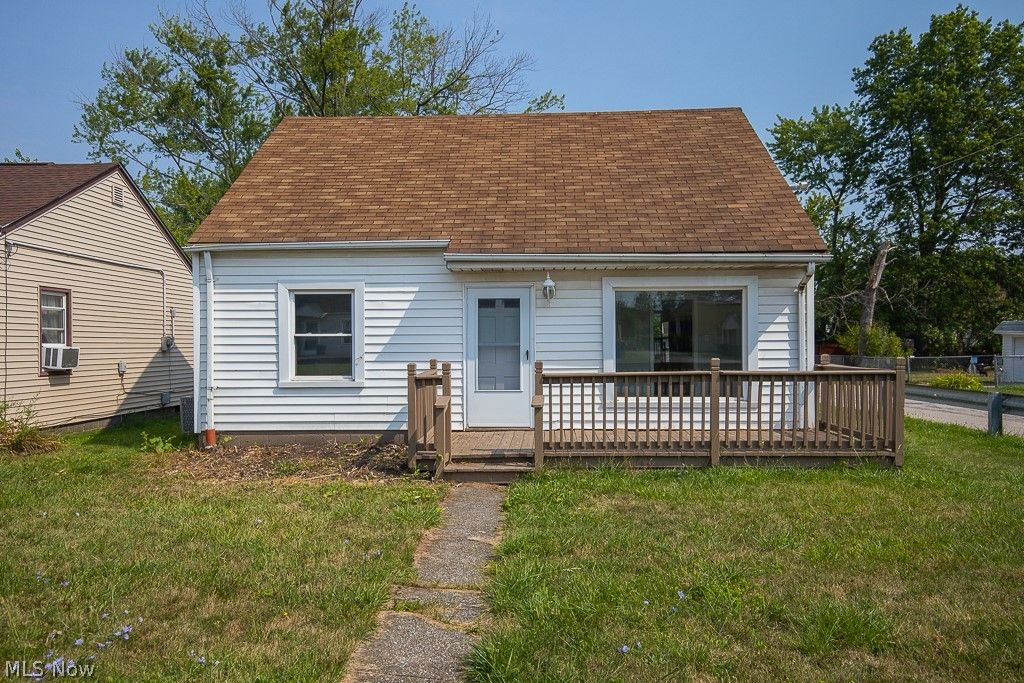 12600 Sprecher Avenue, Cleveland, OH 44135