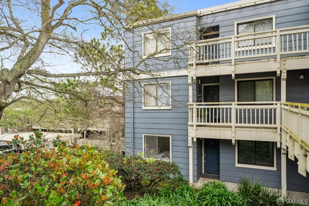 2304 Lupine Court, Daly City, CA 94014