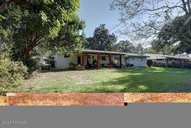 206 N Demanade Boulevard, Lafayette, LA 70503
