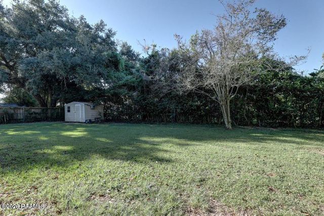 206 N Demanade Boulevard, Lafayette, LA 70503