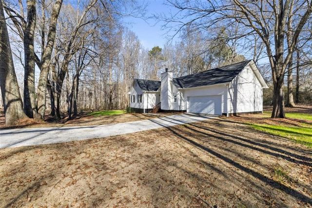 1142 Lavista Drive, Monroe, GA 30655