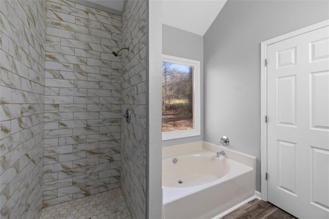 1142 Lavista Drive, Monroe, GA 30655